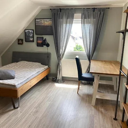 Modernes In Almenhof